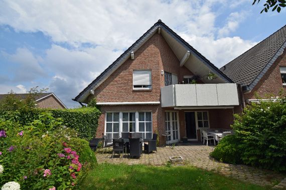 Gepflegtes Wohnhaus mit Einliegerwohnung und Garten in ruhiger Wohnlage von 41334 Nettetal-Breyell